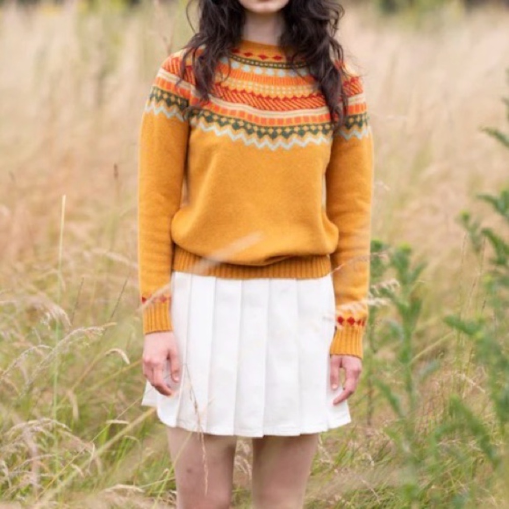 🆕Donna Wilson Mustard Yellow Pure New Wool Sweater M🆕